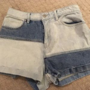 Contrast shorts
